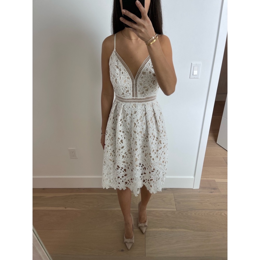 Aqua Capsule White Lace Dress (Size XS)